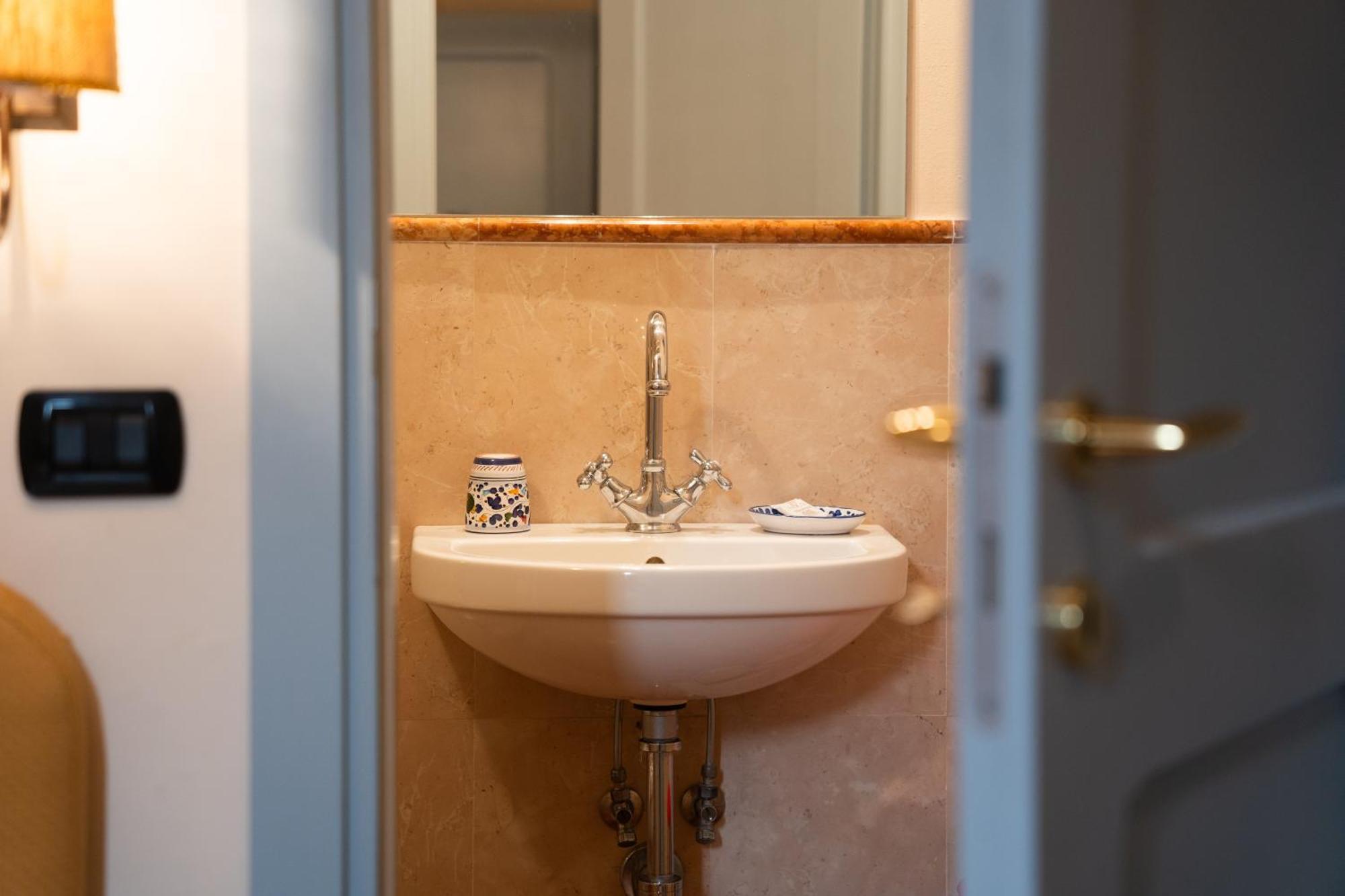 B&B Porta Perugina Bevagna Luaran gambar