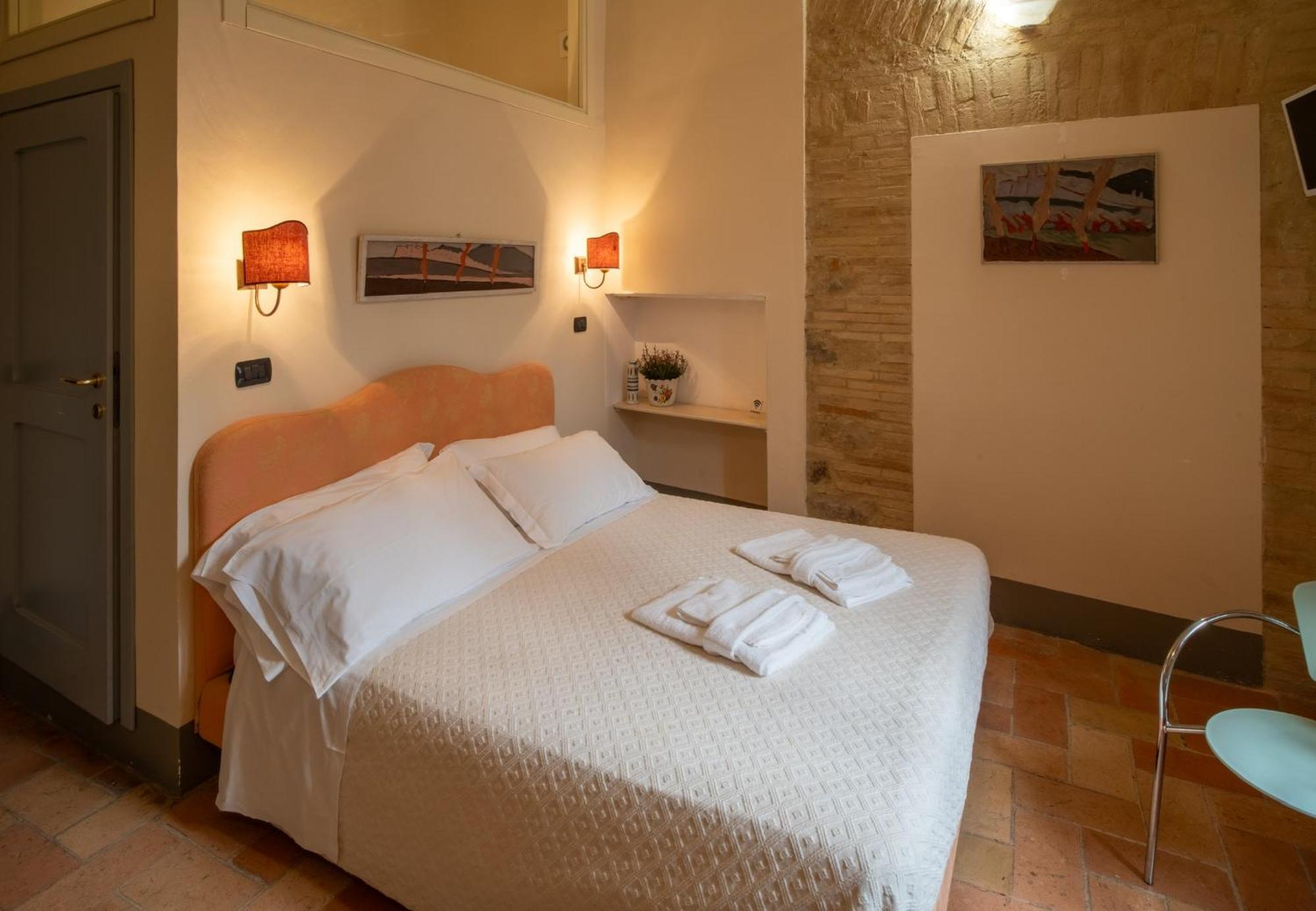 B&B Porta Perugina Bevagna Luaran gambar
