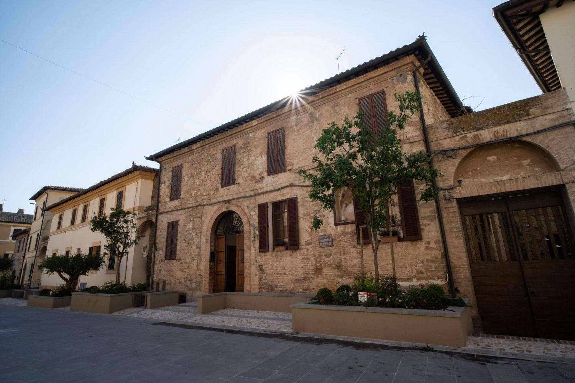 B&B Porta Perugina Bevagna Luaran gambar